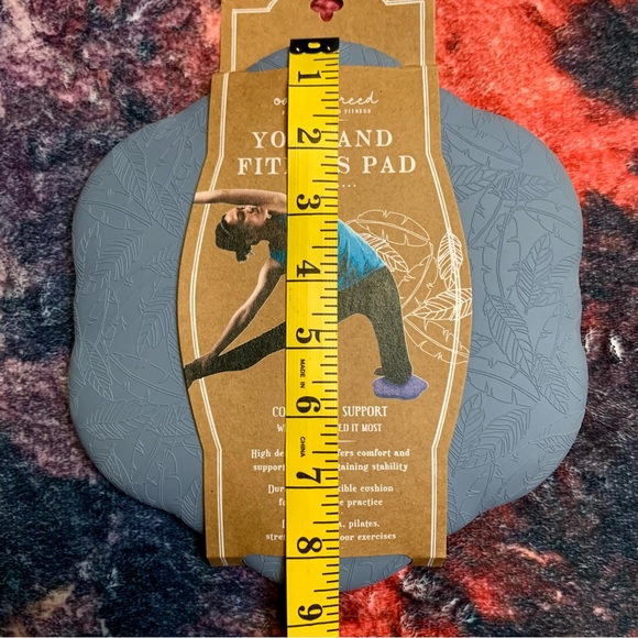 💛 Oak and Reed Head-to-Toe Yoga and Fitness Pad NWT SOLD OUT ONLINE - Picture 4 of 10